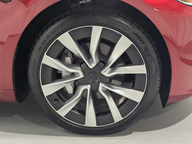 Used 2025 Tesla Model 3 Long Range AWD/4WD image 28