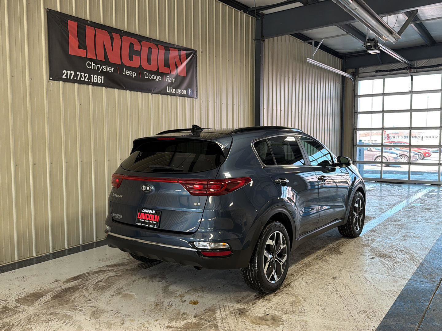 Used 2022 Kia Sportage EX image 6