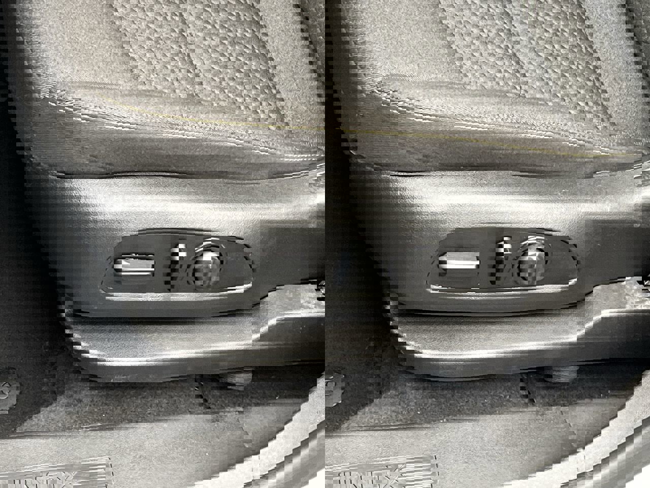 Used 2021 Chevrolet Equinox LT image 9