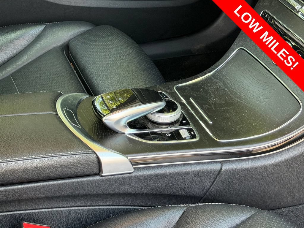 Used 2015 Mercedes-Benz C 300 4MATIC Sedan image 24