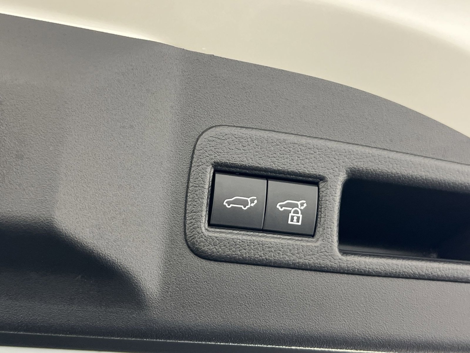 Used 2024 Toyota bZ4X XLE w/ Weather Package image 27