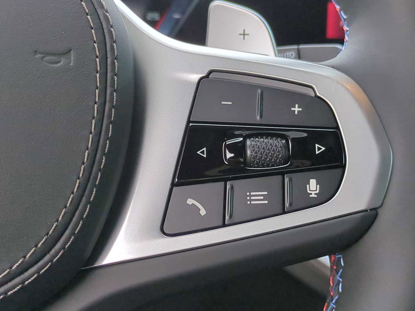 Used 2026 BMW X7 M60i image 27