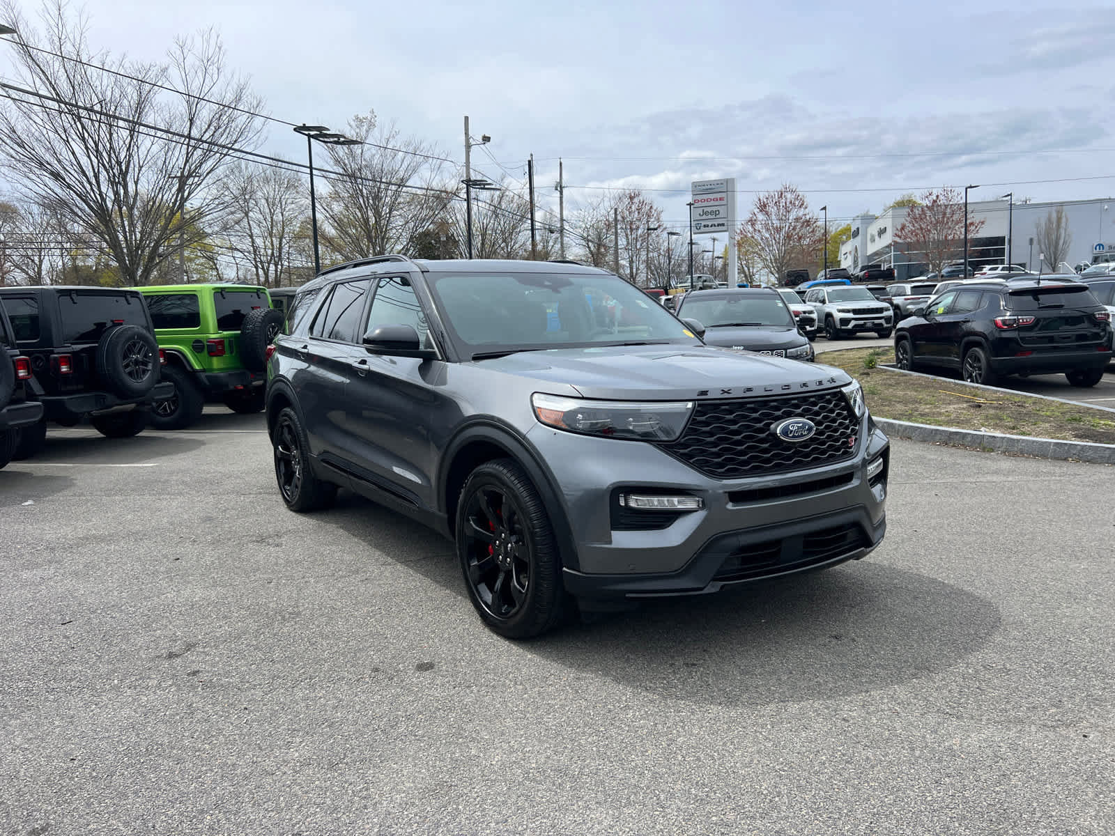 Used 2023 Ford Explorer ST w/ Equipment Group 401A AWD/4WD image 8