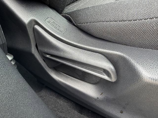 Used 2025 Honda HR-V LX image 27