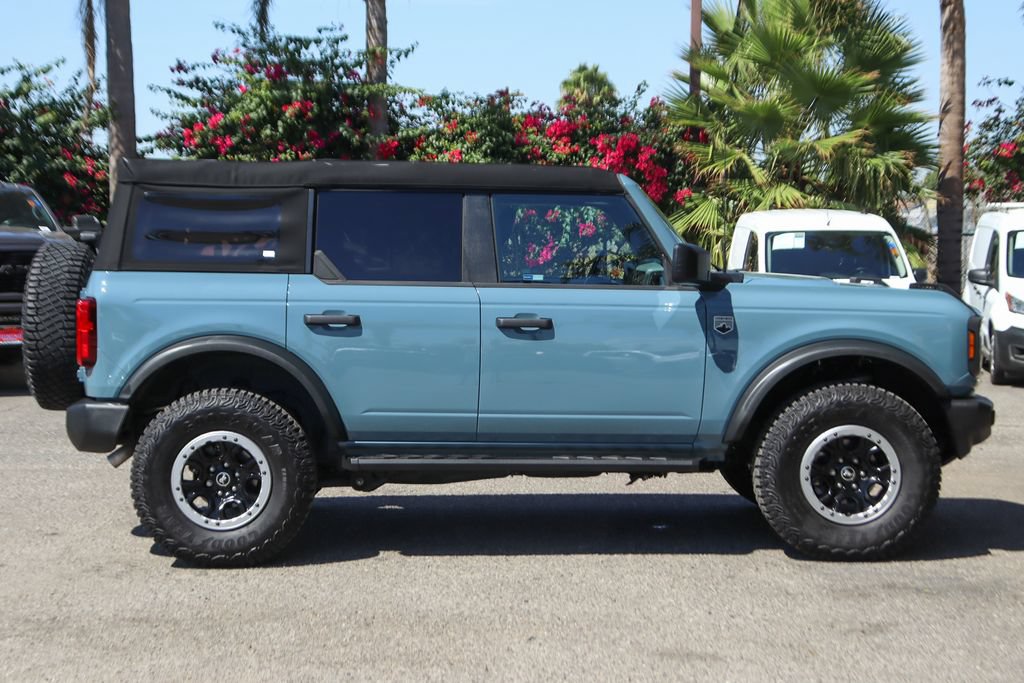 Used 2023 Ford Bronco Big Bend w/ Sasquatch Package AWD/4WD image 11