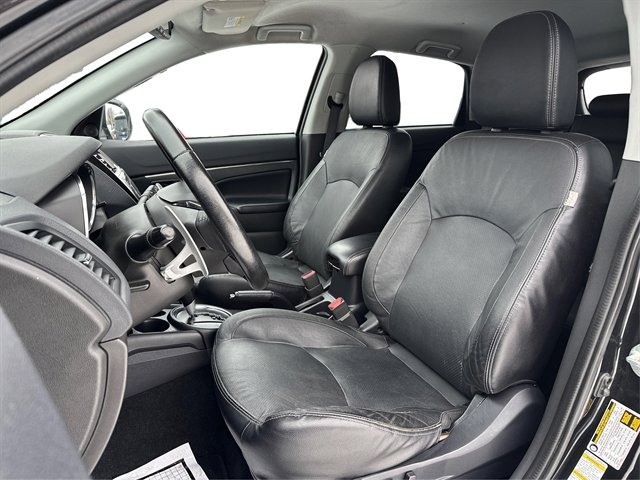 Used 2016 Mitsubishi Outlander Sport SEL image 39