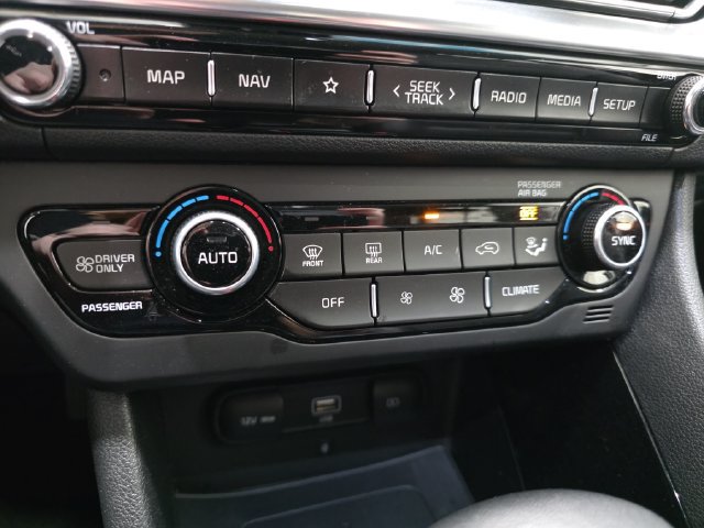Used 2022 Kia Niro Touring Special Edition FWD image 23