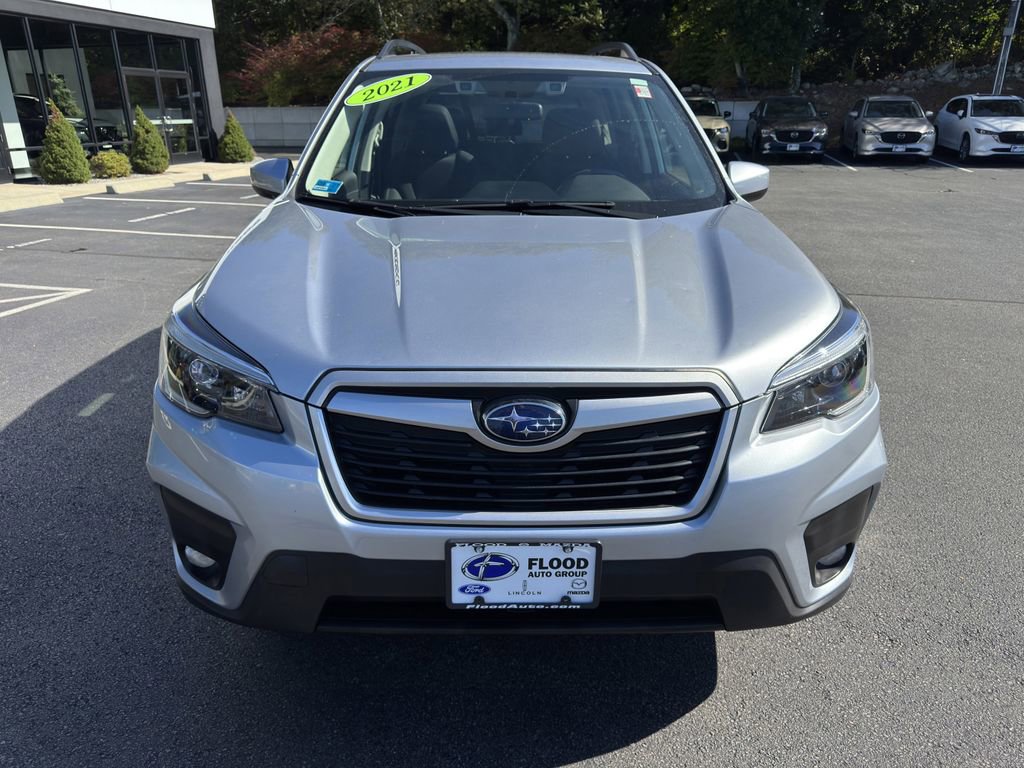 Used 2021 Subaru Forester Premium image 2
