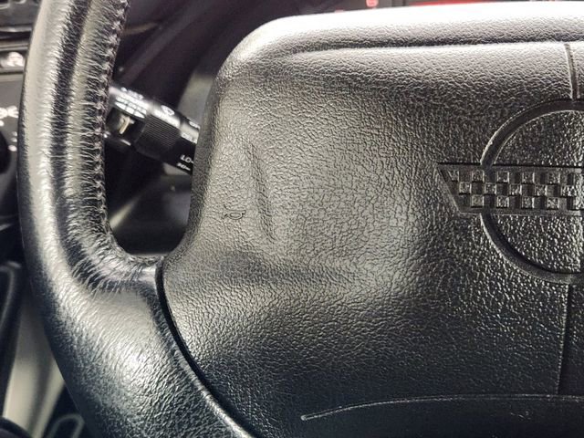 Used 1996 Chevrolet Corvette Coupe image 28