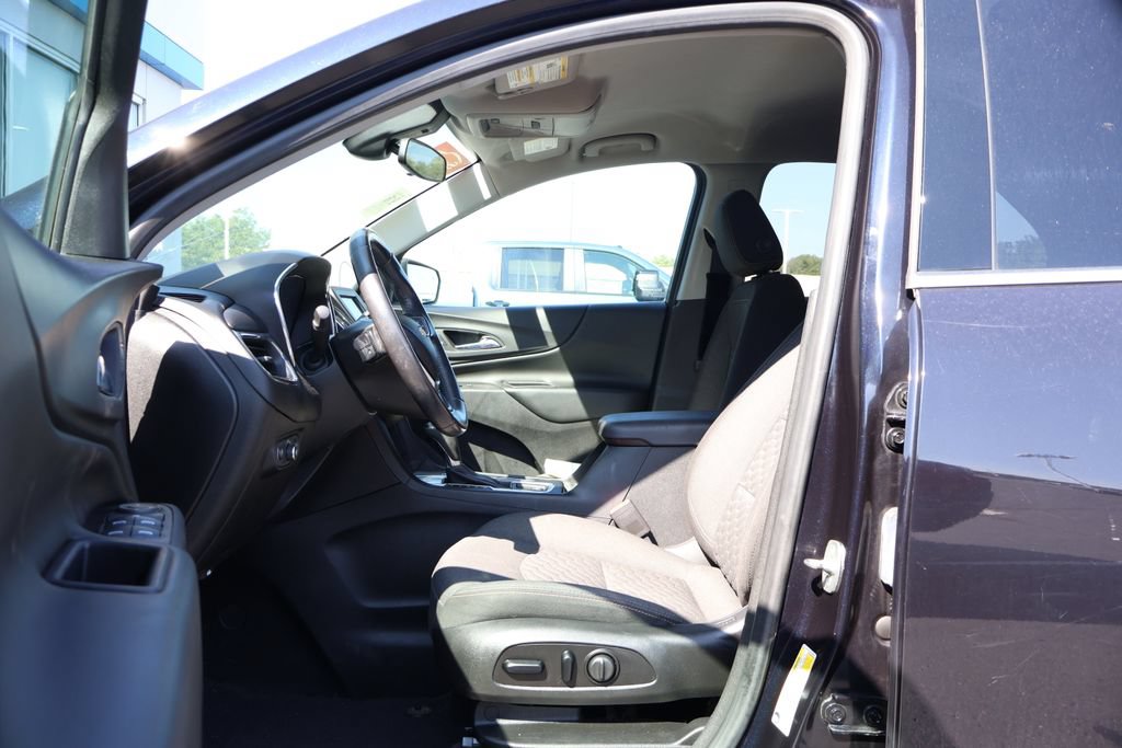Used 2020 Chevrolet Equinox LT FWD image 14
