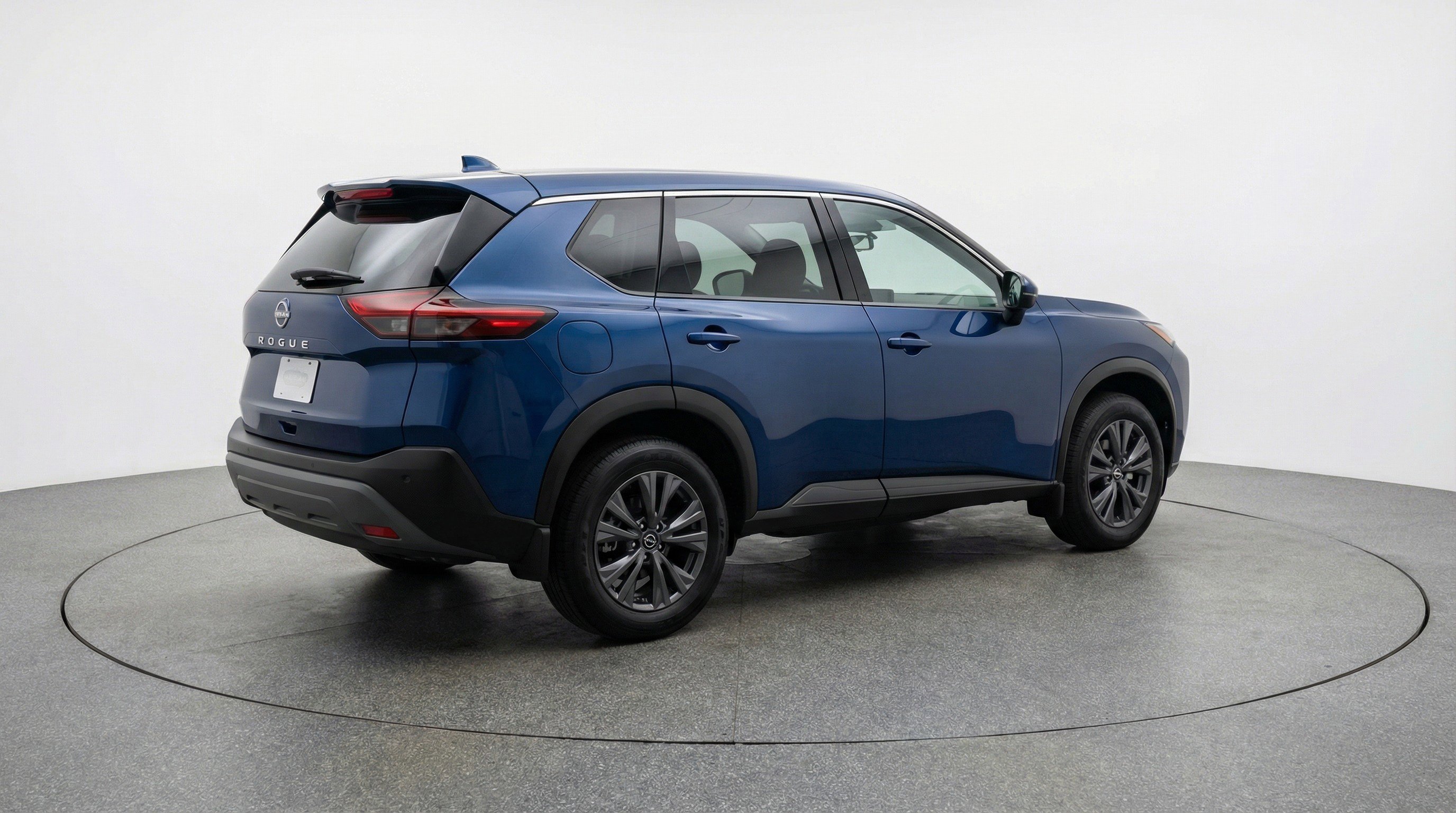Used 2025 Nissan Rogue SV AWD/4WD image 9