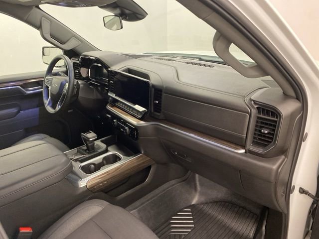 Certified 2024 Chevrolet Silverado 1500 RST AWD/4WD image 21