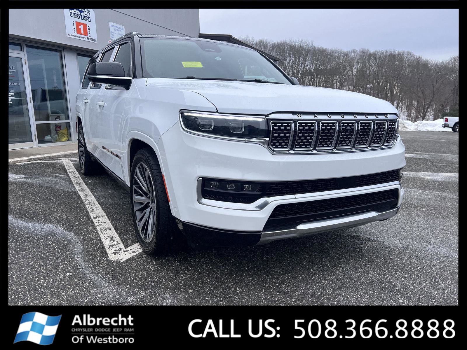 Used 2024 Jeep Grand Wagoneer L Series III image 7