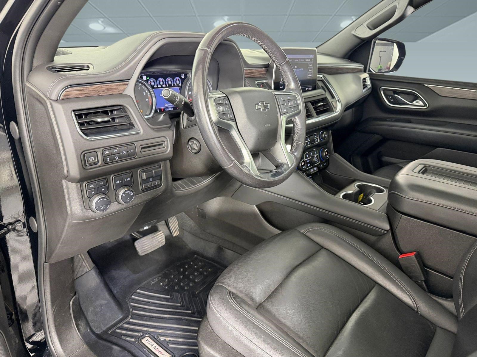 Used 2021 Chevrolet Tahoe Z71 w/ Z71 Off-Road Package AWD/4WD image 4