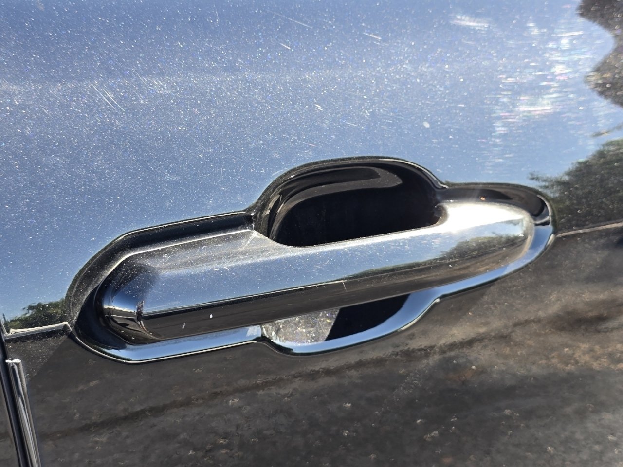 Used 2023 Toyota Highlander XLE AWD/4WD image 25