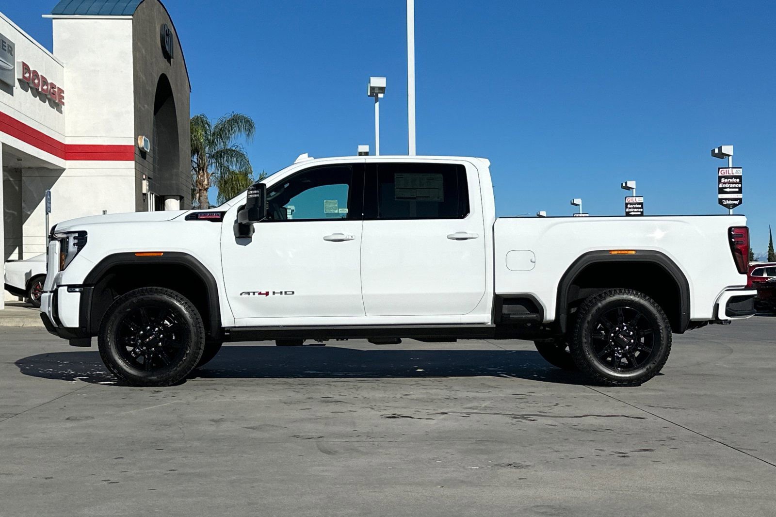 New 2026 GMC Sierra 2500 AT4 w/ AT4 Premium Plus Package image 3