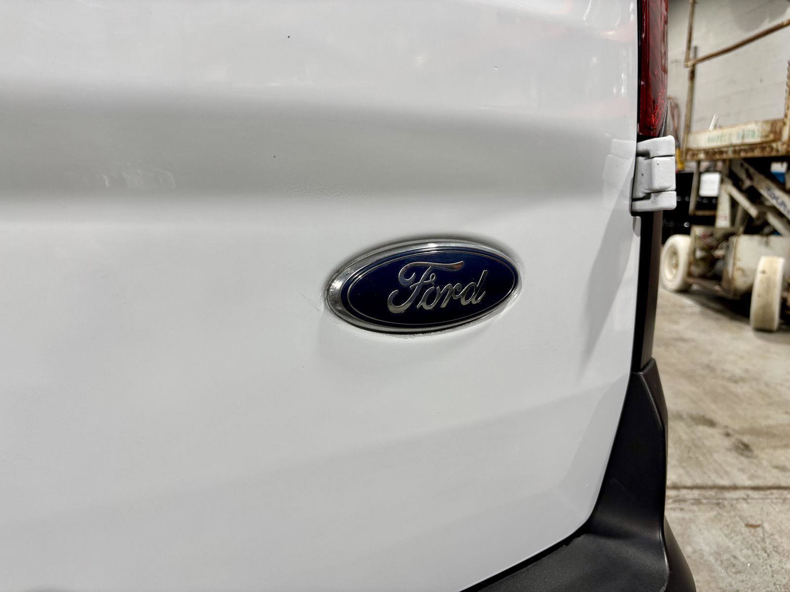 Used 2020 Ford Transit Connect XL image 18