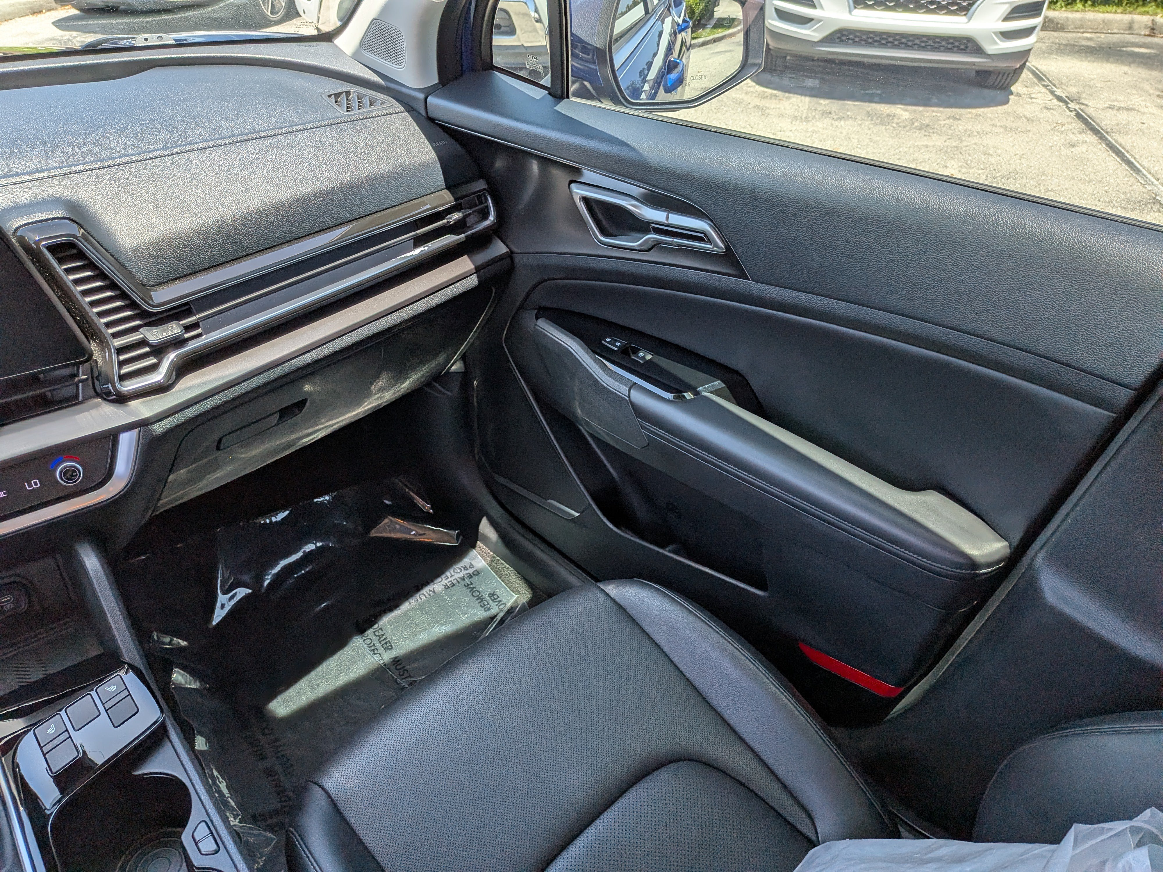 Used 2023 Kia Sportage EX FWD image 18