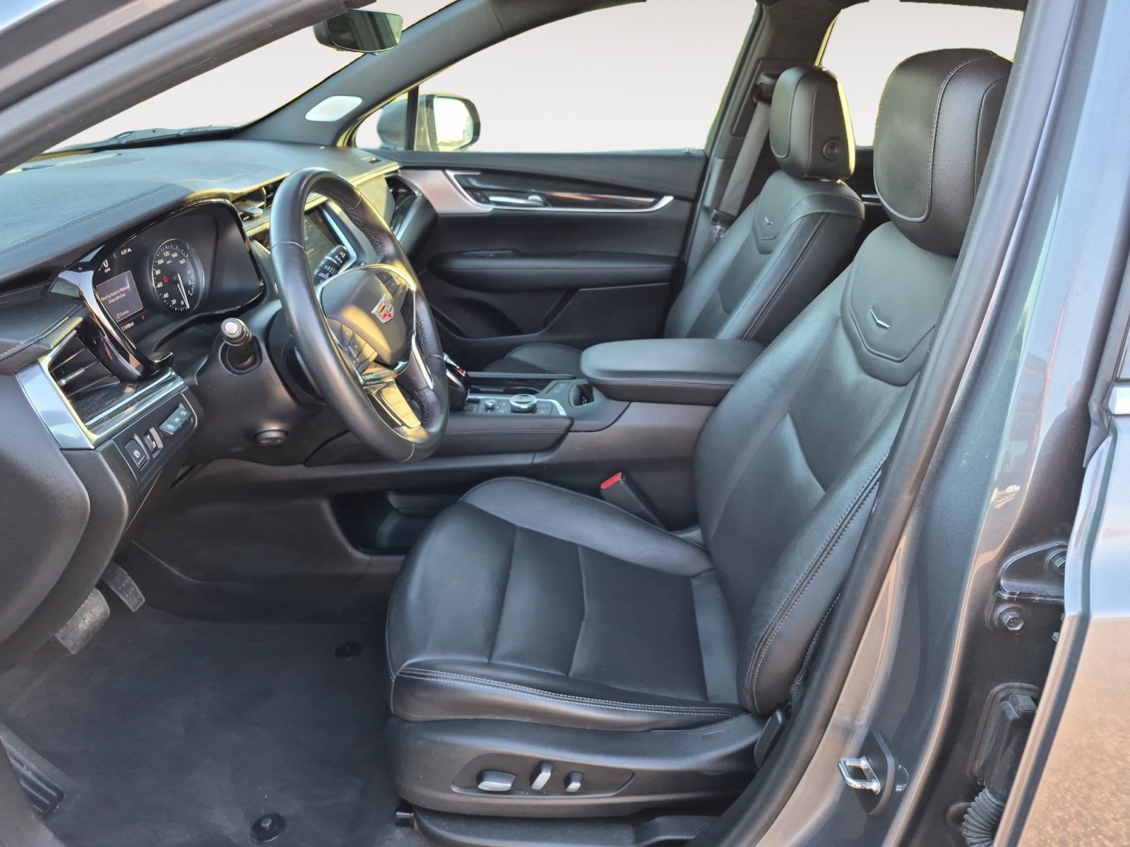 Used 2021 Cadillac XT5 Premium Luxury image 23