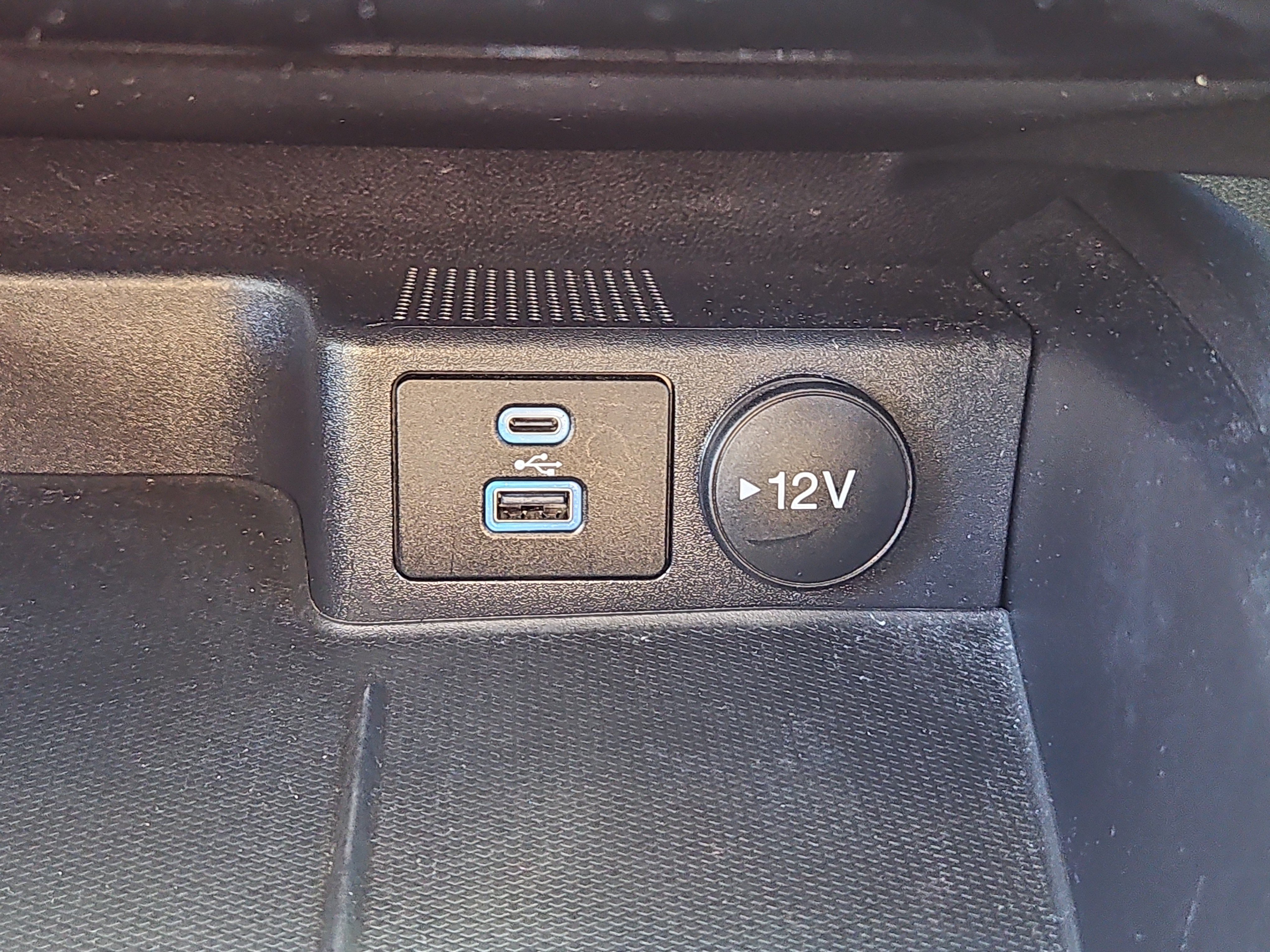 Used 2022 Ford Escape SE AWD/4WD image 11