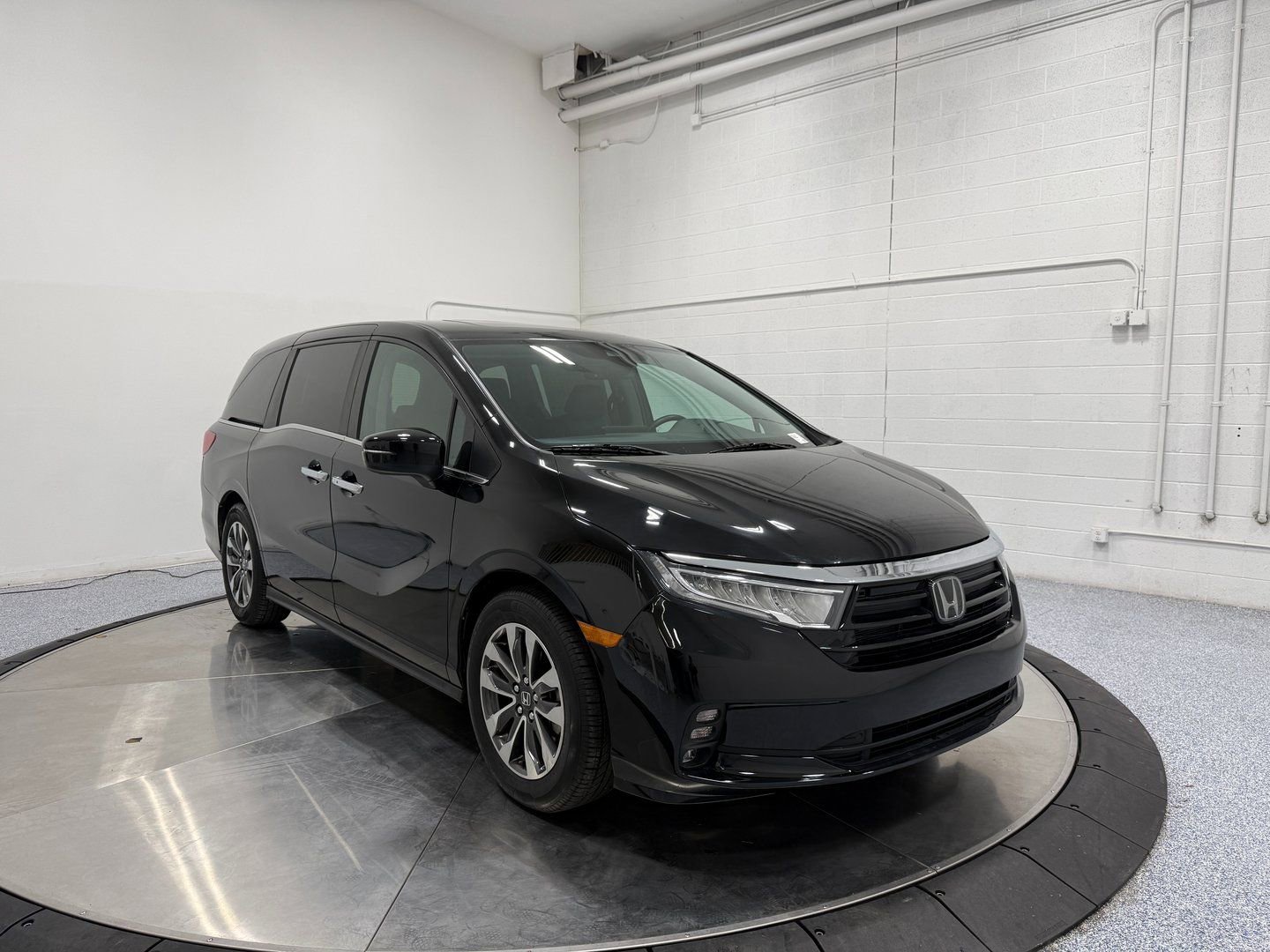 Used 2023 Honda Odyssey EX-L