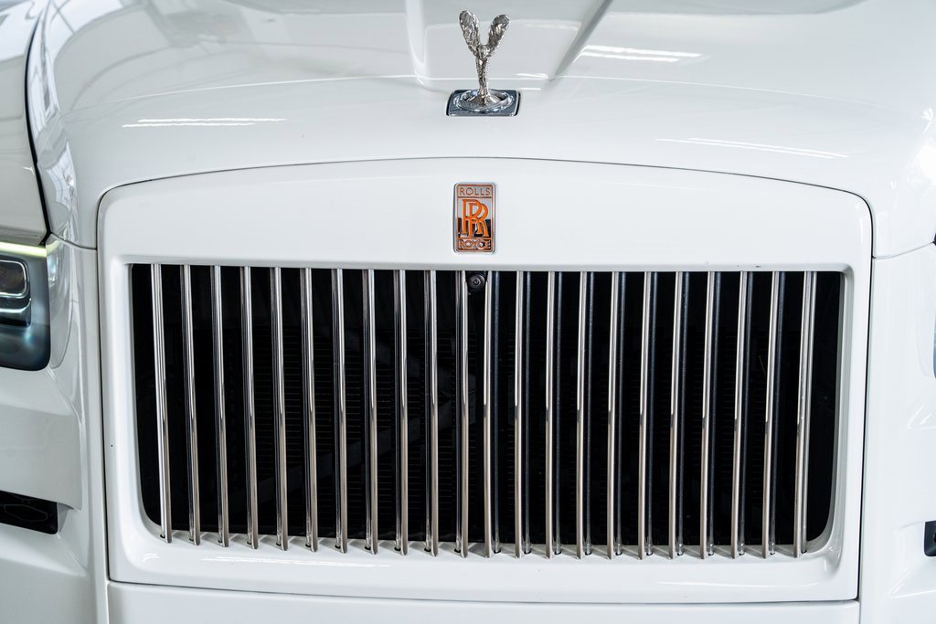 Used 2021 Rolls-Royce Cullinan image 15