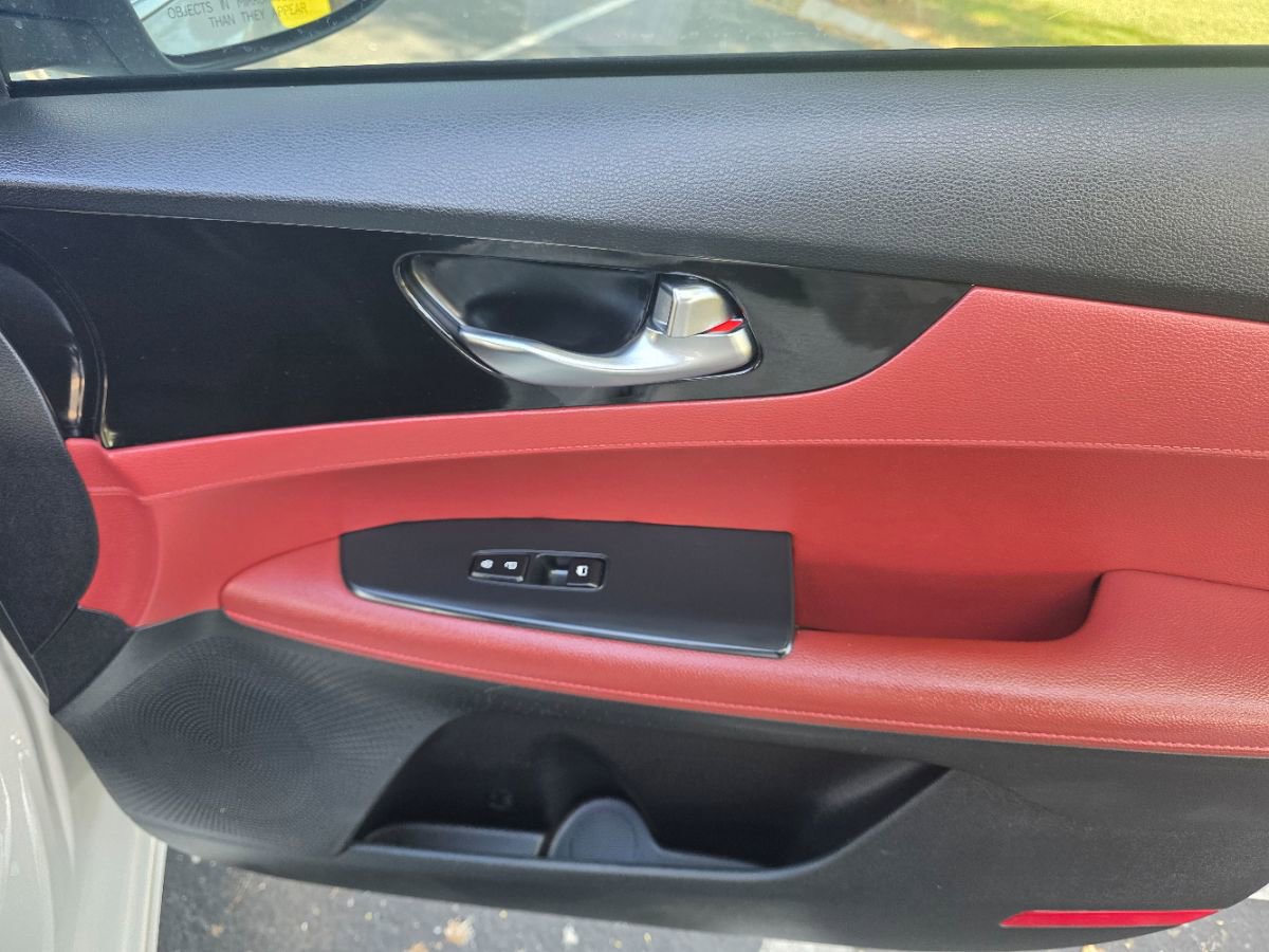 Used 2019 Kia Forte EX image 24