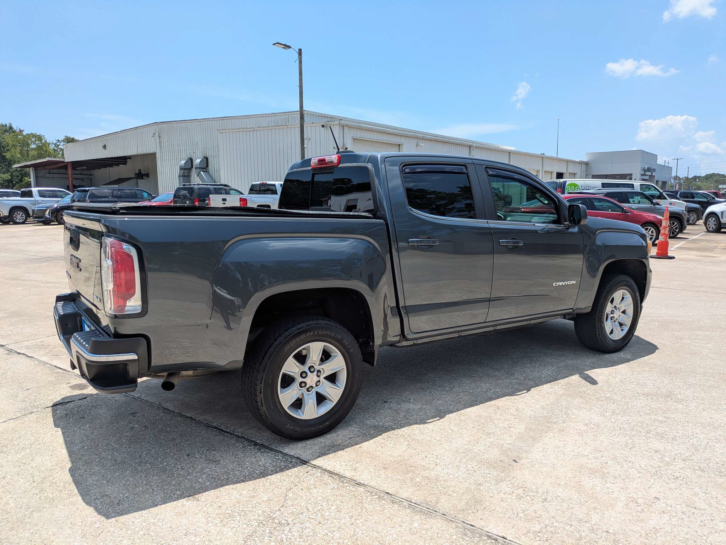 Certified 2016 GMC Canyon SLE w/ SLE Convenience Package RWD image 22