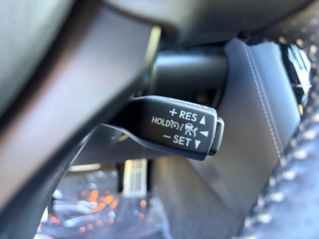 Used 2024 Lexus IS 500 RWD image 54