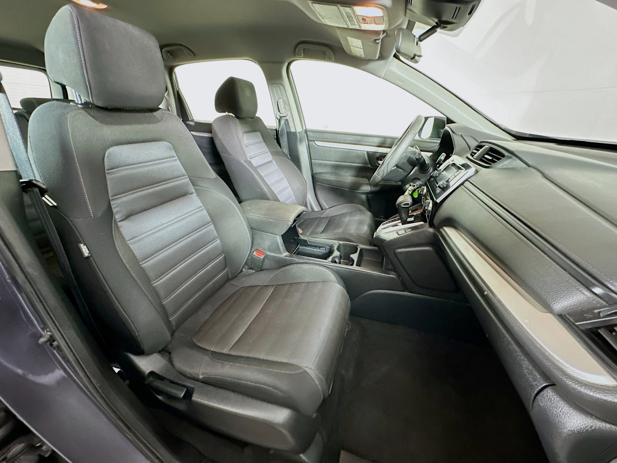 Used 2020 Honda CR-V LX image 28