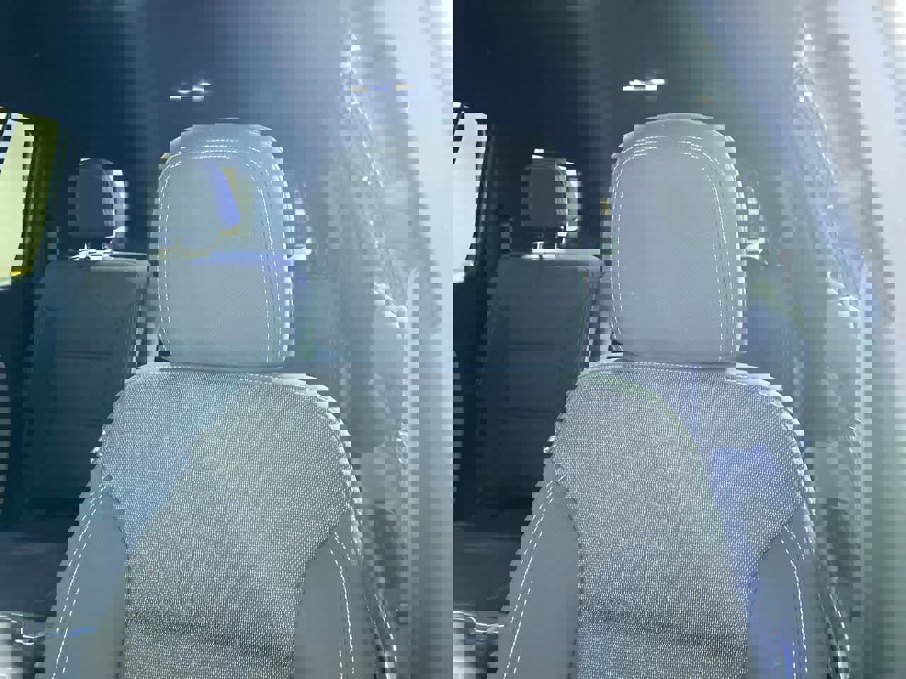 Used 2025 Chevrolet Traverse LT image 15