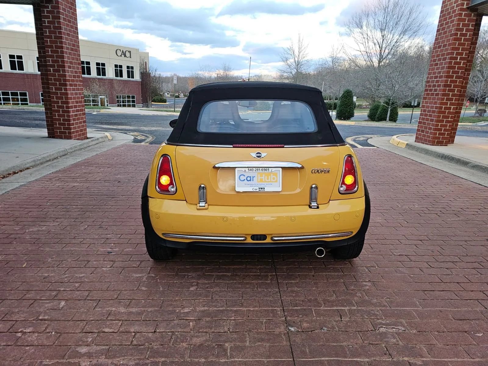 Used 2008 MINI Cooper Convertible image 5
