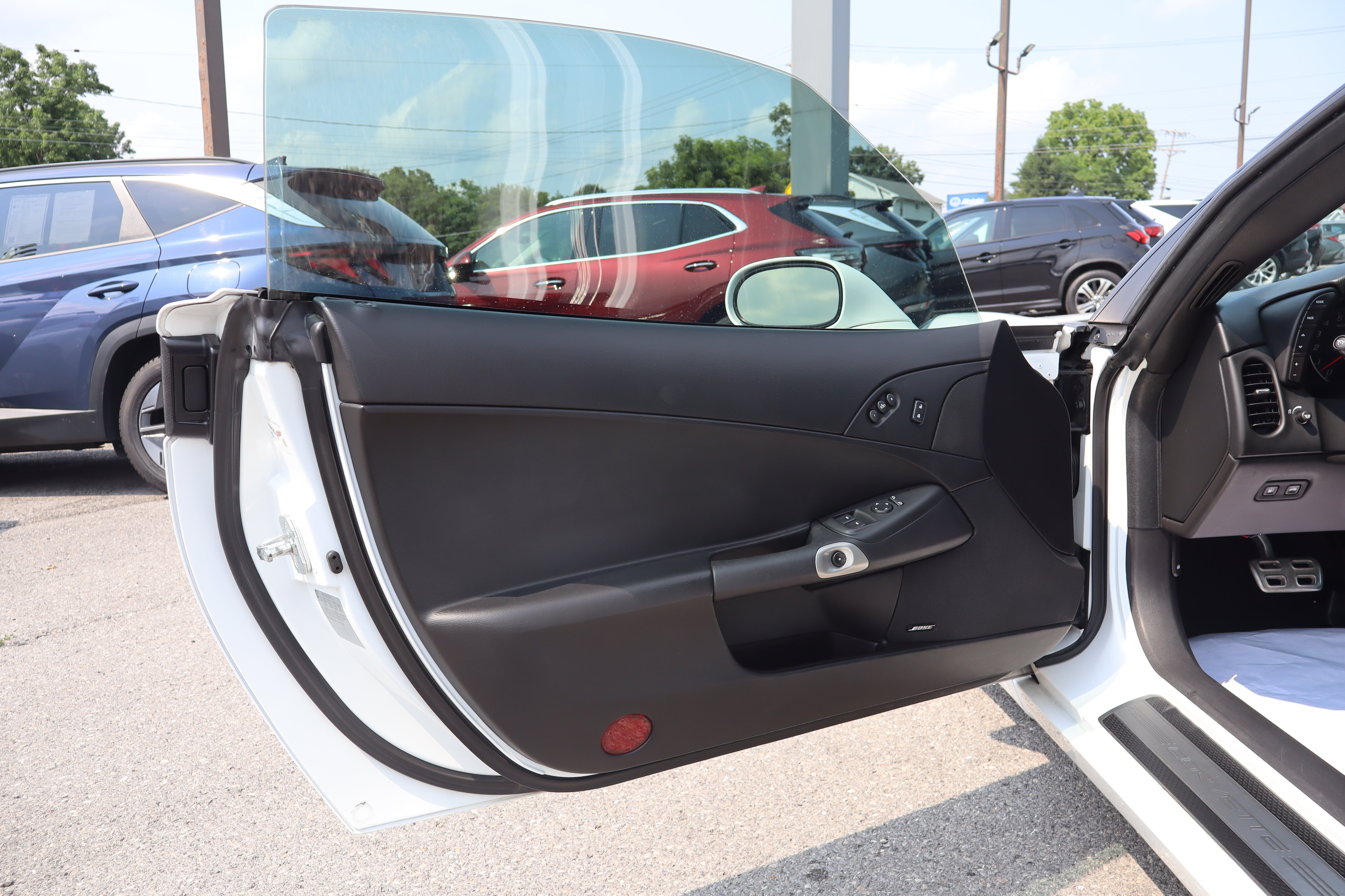 Used 2011 Chevrolet Corvette Grand Sport w/ Preferred Equipment Group RWD image 18
