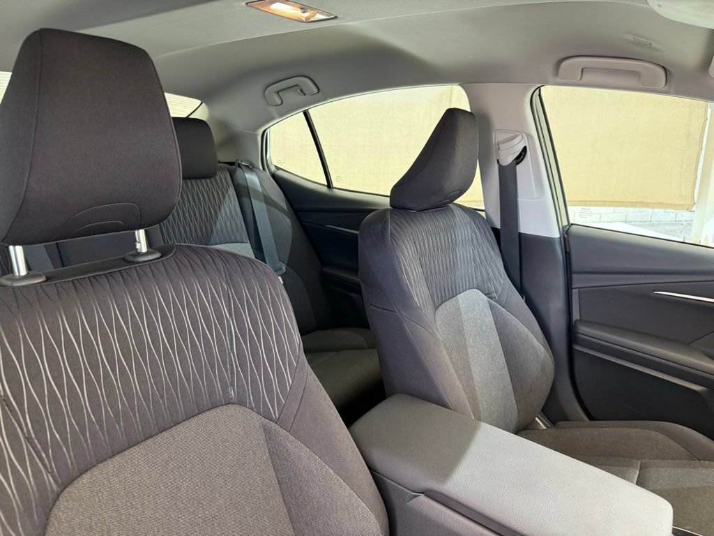 Used 2025 Toyota Camry LE w/ Convenience Package FWD image 12