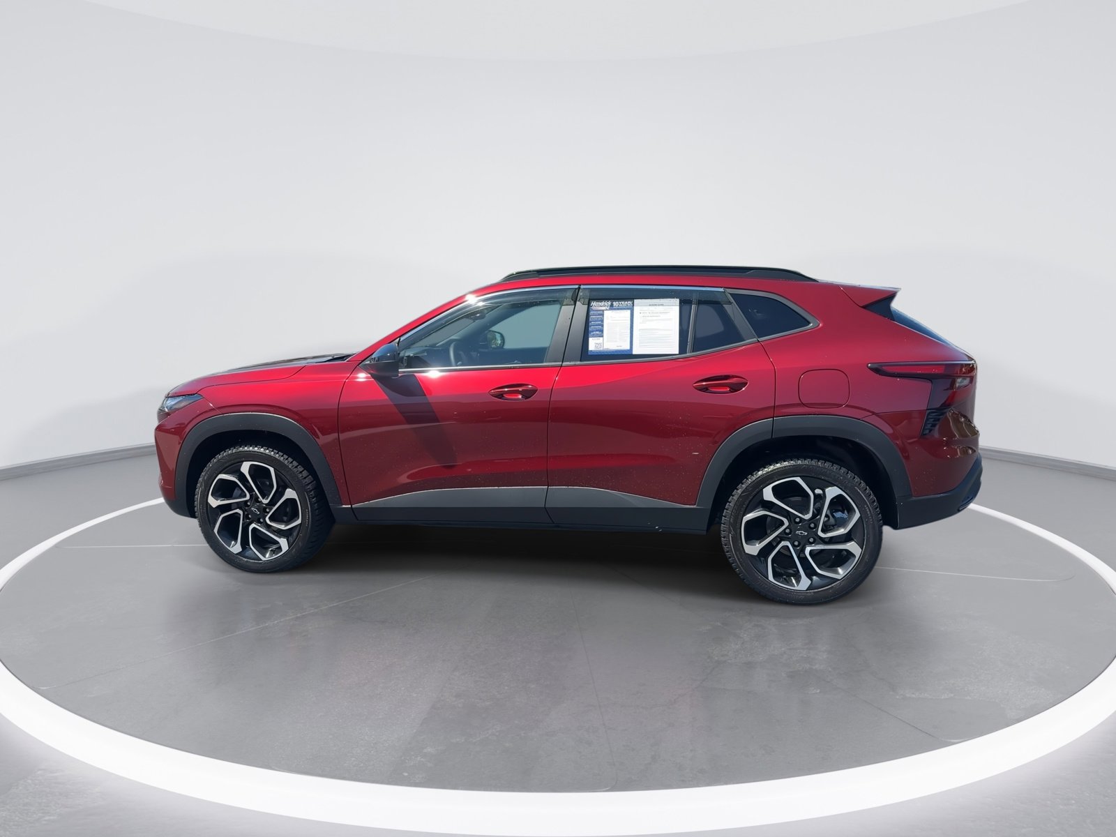 Used 2025 Chevrolet Trax RS w/ Driver Confidence Package image 6