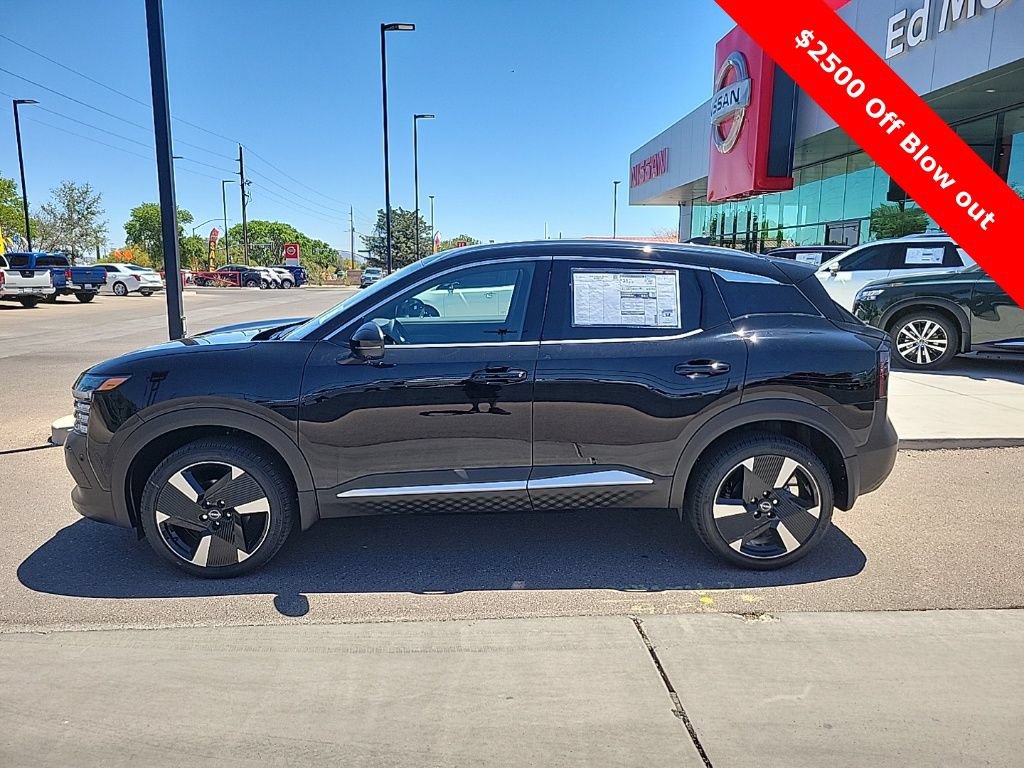 New 2025 Nissan Kicks SR FWD image 4