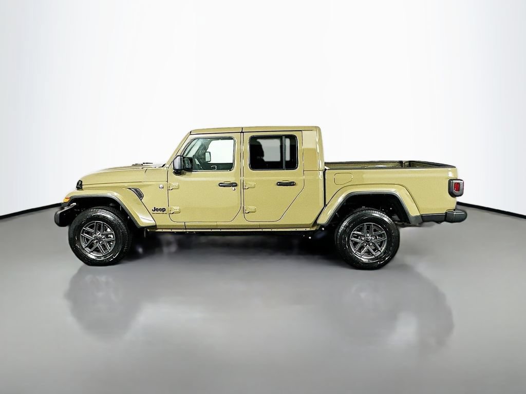 New 2026 Jeep Gladiator Sport AWD/4WD image 4