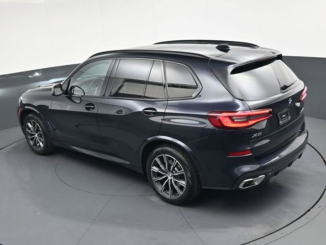 Used 2023 BMW X5 xDrive40i w/ M Sport Package image 28