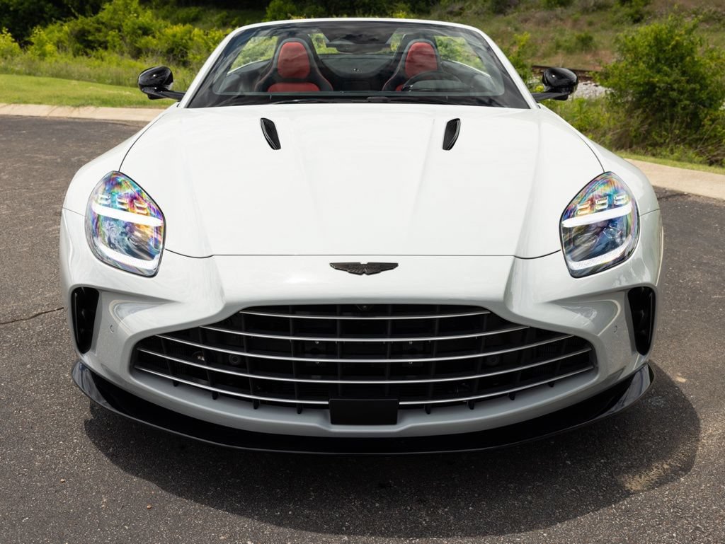 New 2026 Aston Martin V8 Vantage S RWD image 12