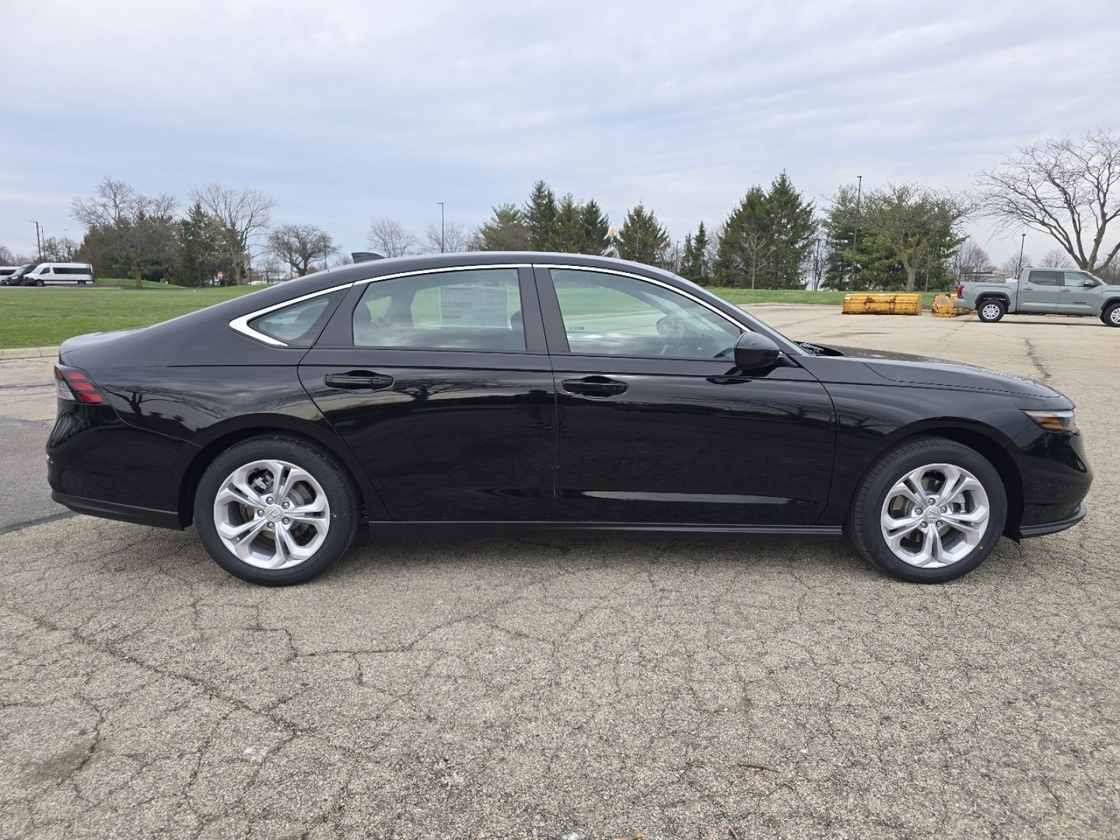 New 2026 Honda Accord LX image 16