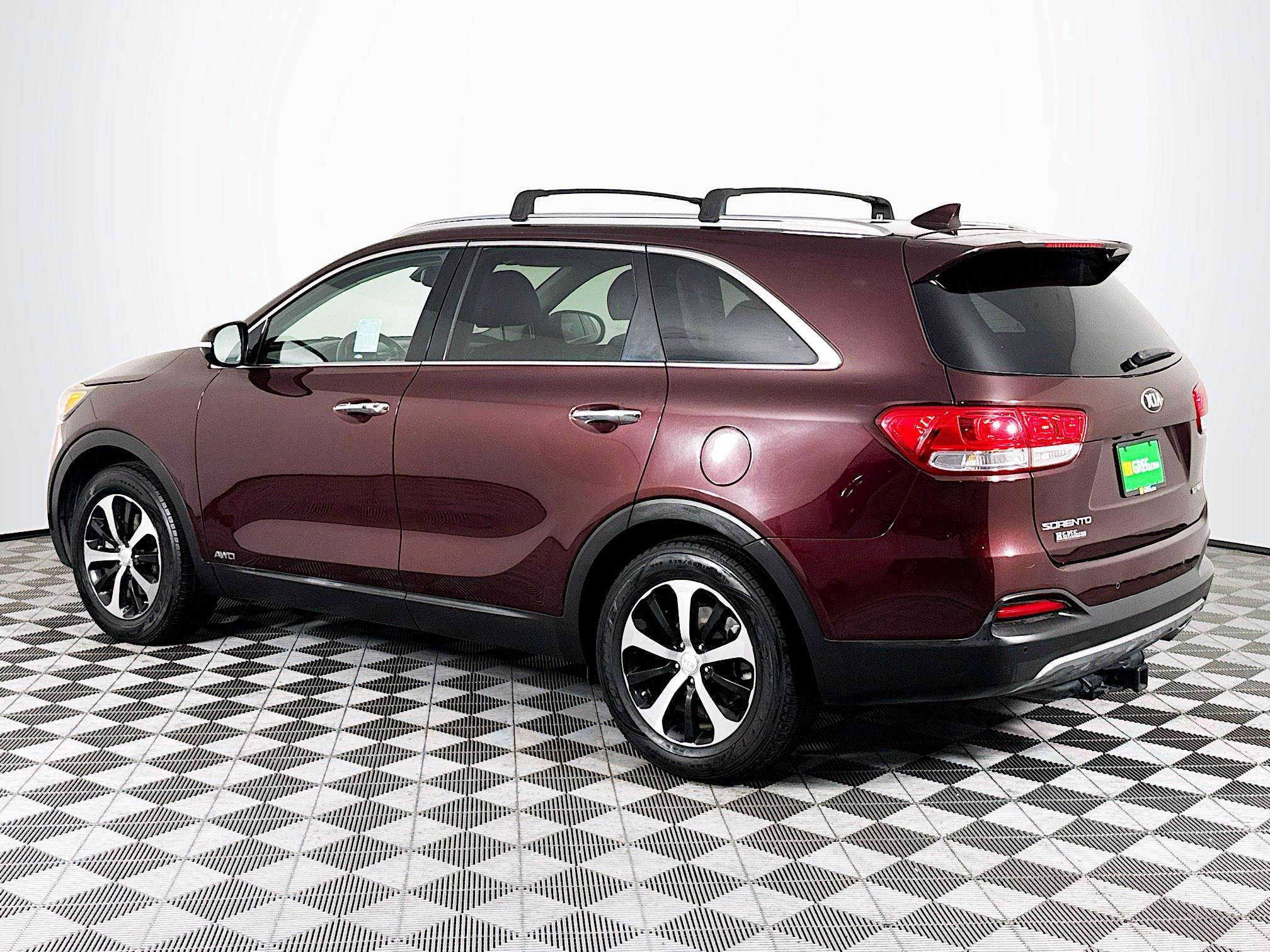 Used 2018 Kia Sorento EX w/ Option Group 040 AWD/4WD image 6