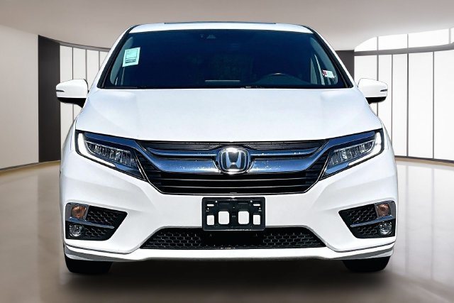 Used 2020 Honda Odyssey Elite image 2