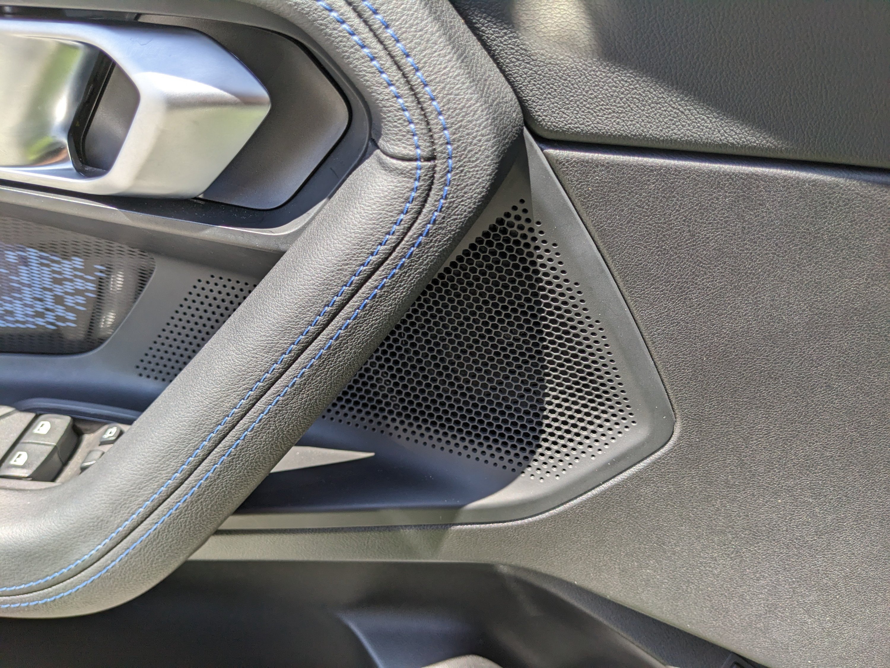 Used 2025 BMW M2 RWD image 19