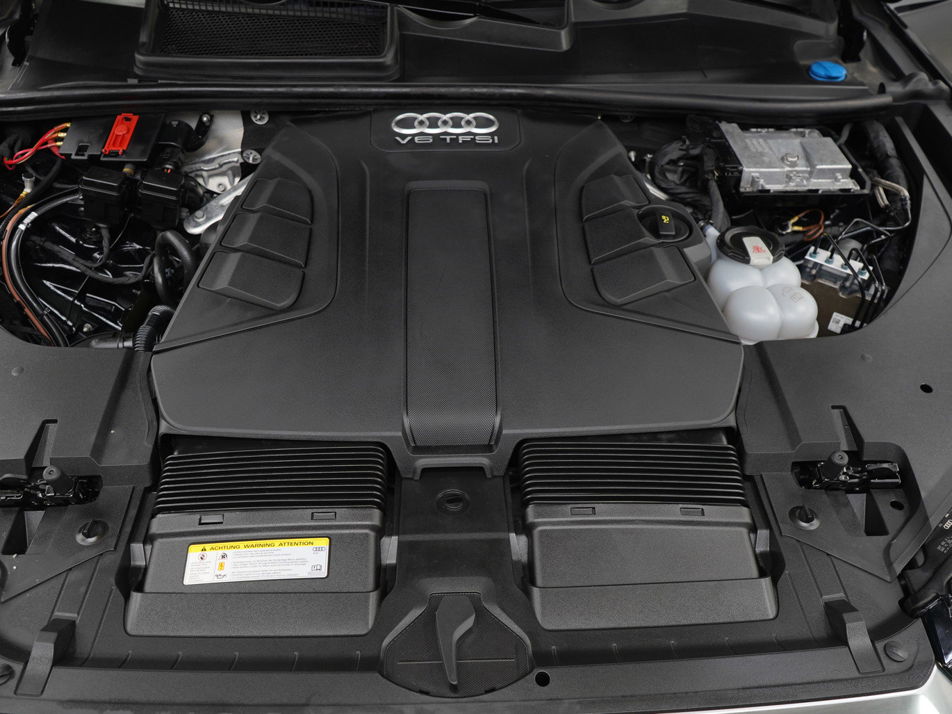 Used 2018 Audi Q7 3.0T Prestige w/ Prestige Package AWD/4WD image 37