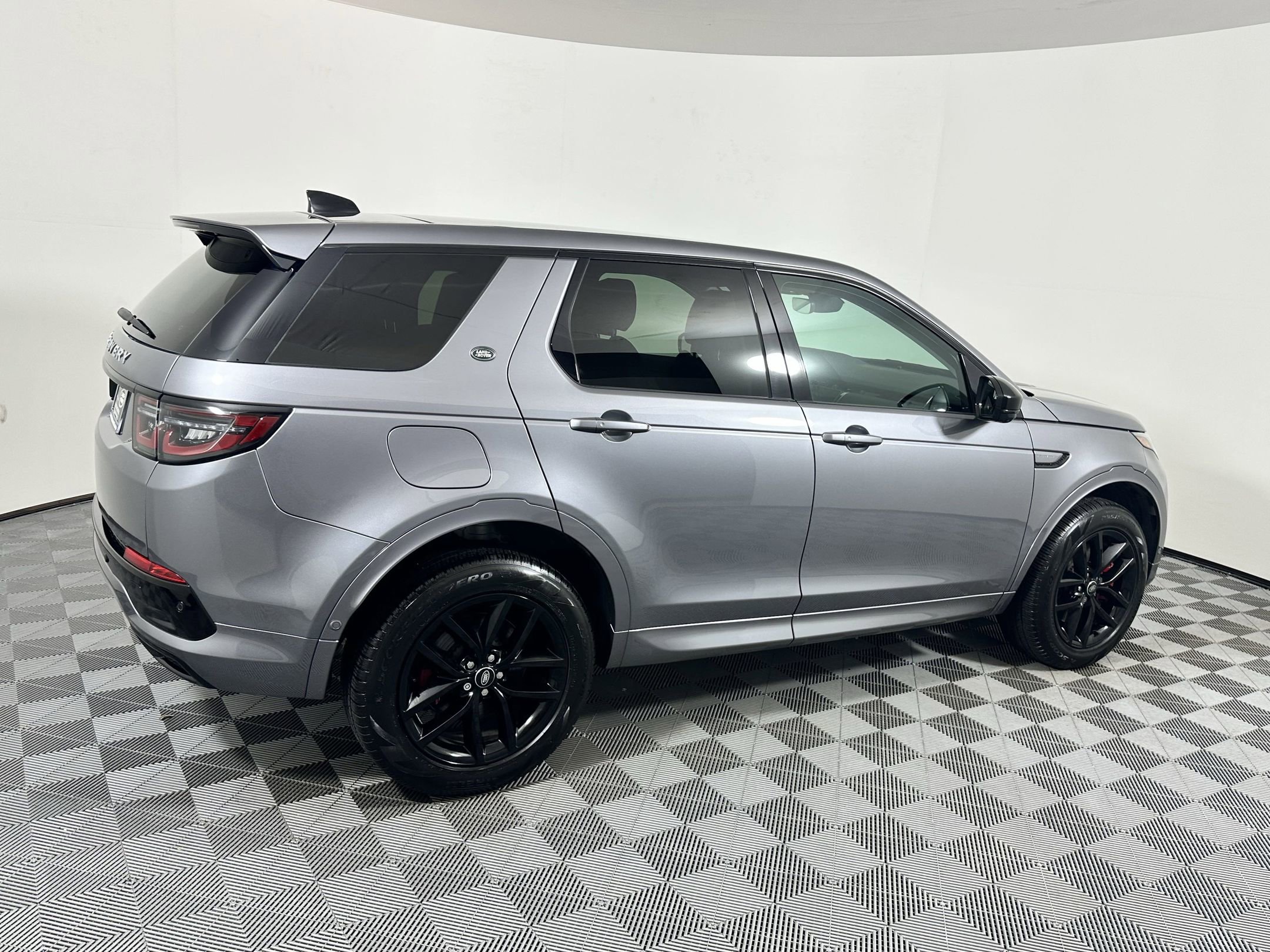 Certified 2025 Land Rover Discovery Sport S image 20