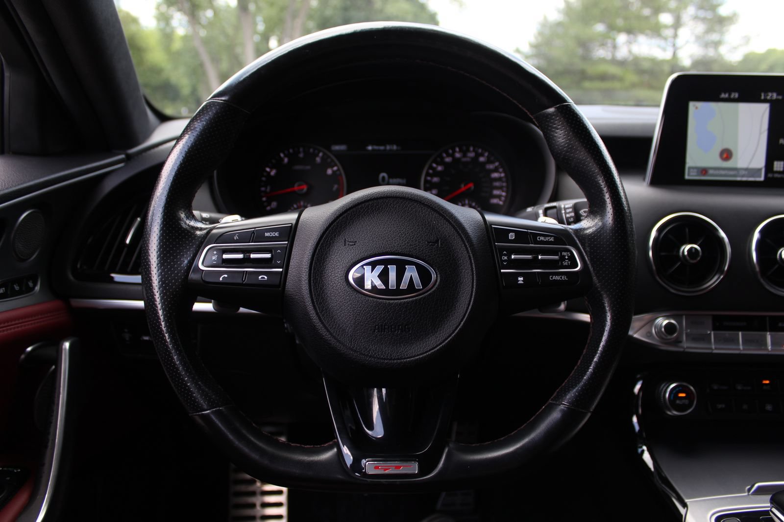 Used 2021 Kia Stinger GT2 RWD image 15