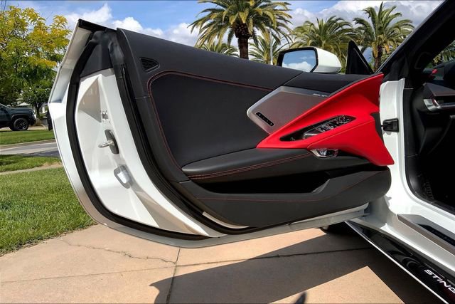 Used 2022 Chevrolet Corvette Stingray Preferred Conv w/ Z51 Performance Package RWD image 19
