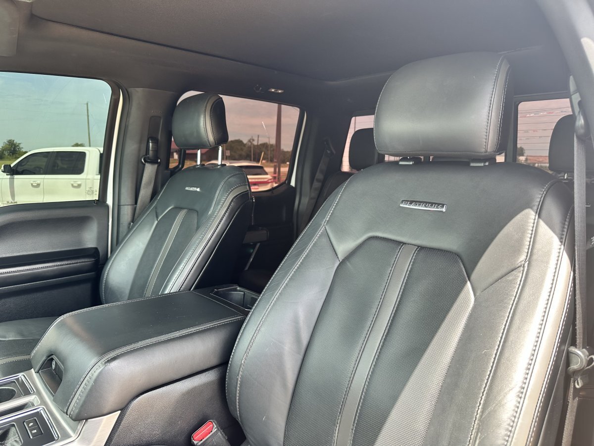 Used 2016 Ford F150 Platinum w/ Equipment Group 701A Luxury AWD/4WD image 19