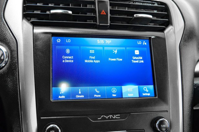 Used 2020 Ford Fusion SE image 27