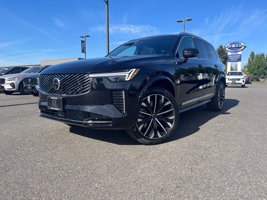 New 2026 Volvo XC90 T8 Ultra w/ Protection Package